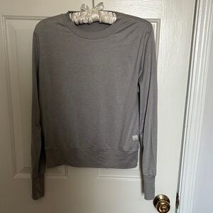 Vuori Long Sleeve Gray Pose Shirt - XS